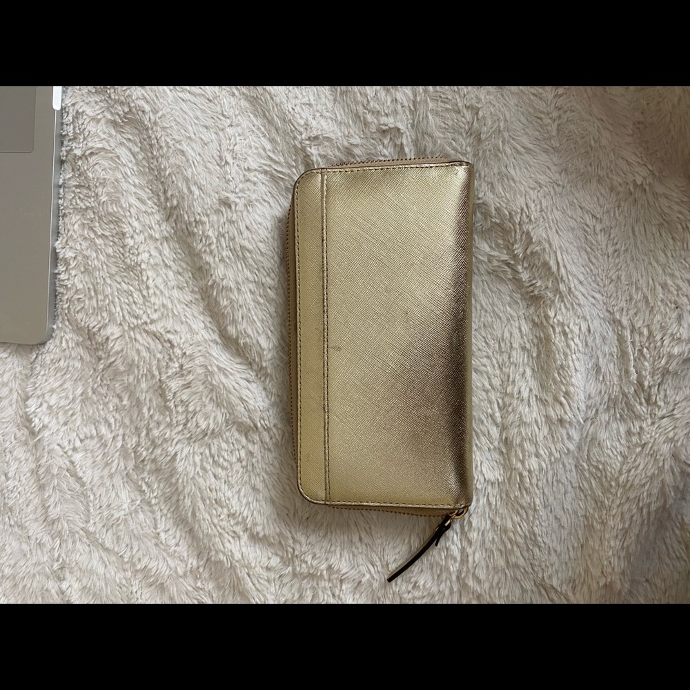 Kate Spade Wallet - Picture 3 of 3